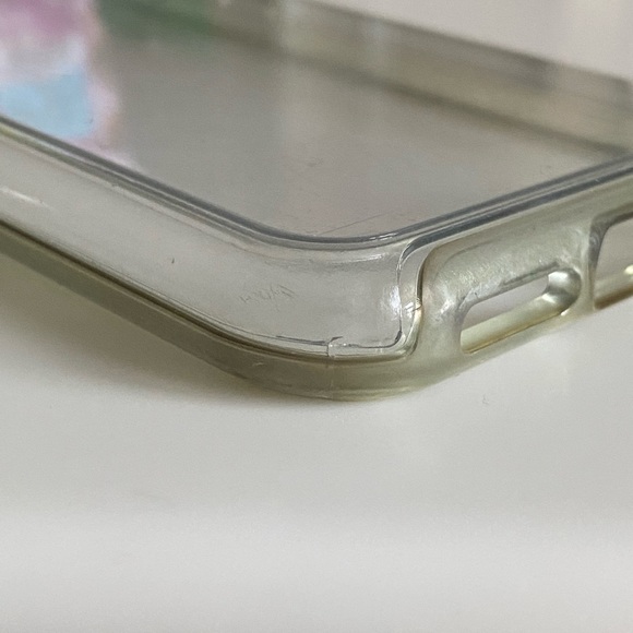 Otterbox Symmetry Series Clear Case for iPhone 11 Pro - Picture 6 of 6